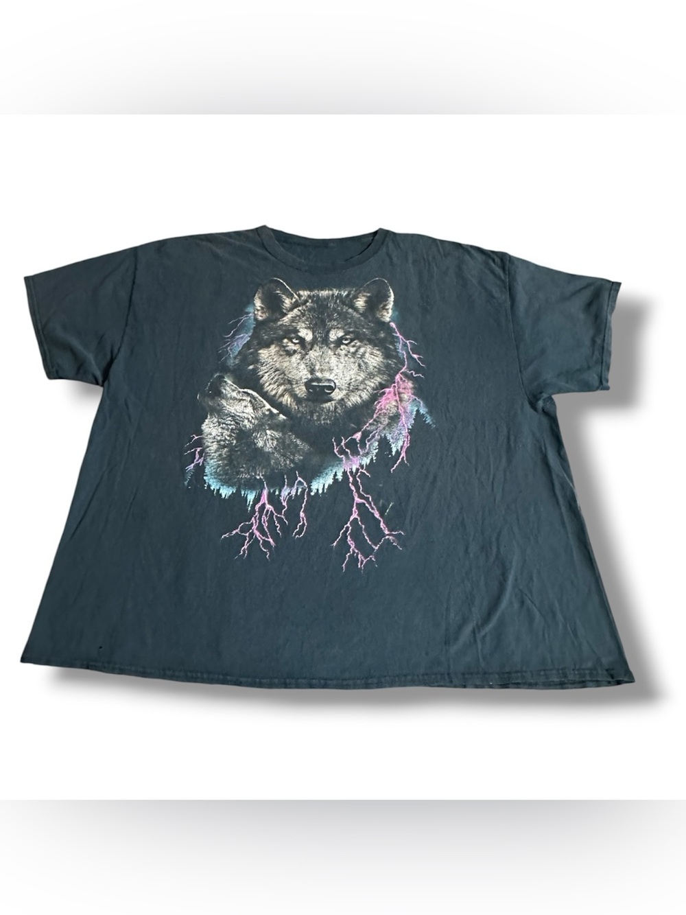 Men’s Unknown Brand Lightning Wolf T-Shirt